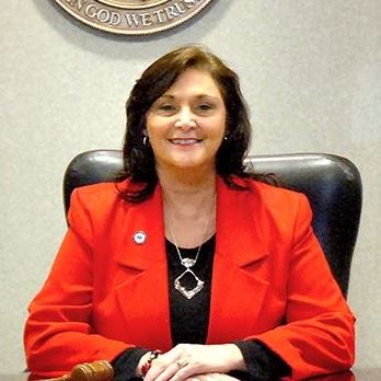 lee caldwell in chair